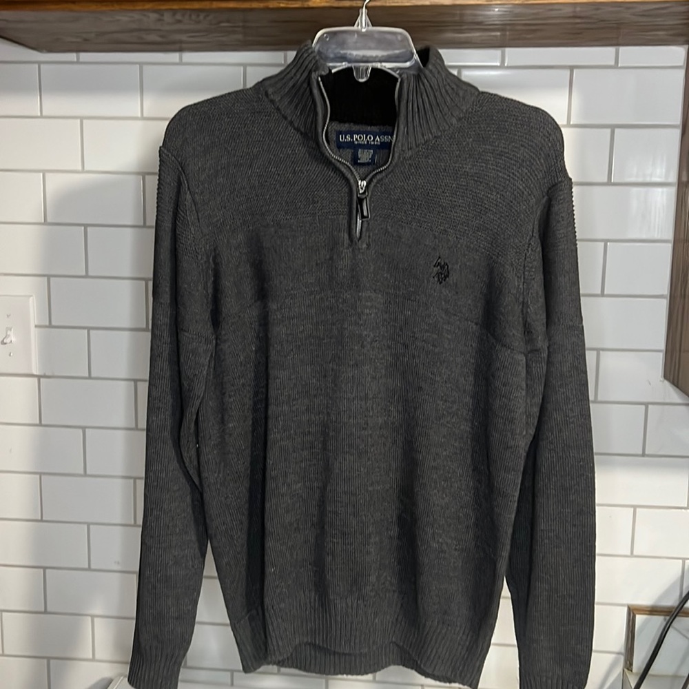 US Polo Assn Heather Gray 3/4 Zip Up Pullover Sweater. Long Sleeves. Size S.